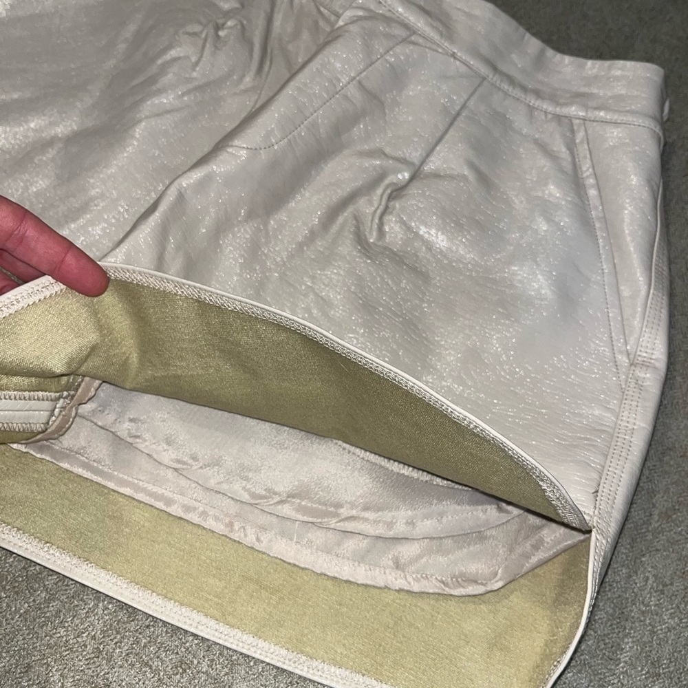 GREY LAB Shiny Cream High Waist Shorts - Picture 6 of 6